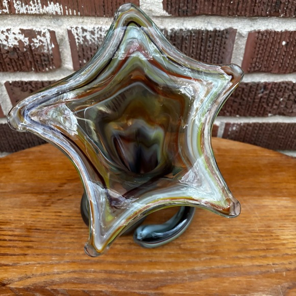 Vintage MCM Hand Blown Art Glass Tulip Trumpet Vase multicolor Swirl Coiled Base - Picture 2 of 8